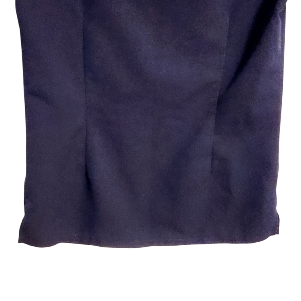 FIGS | Women's Navy Blue V-Neck One Pocket Catarina Scrubs Top (Size XXS) - Picture 11 of 12